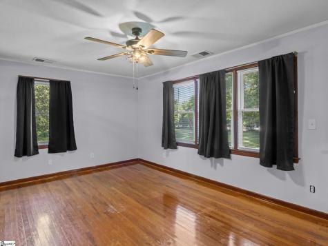 1125 Friendship Road Seneca SC 29678