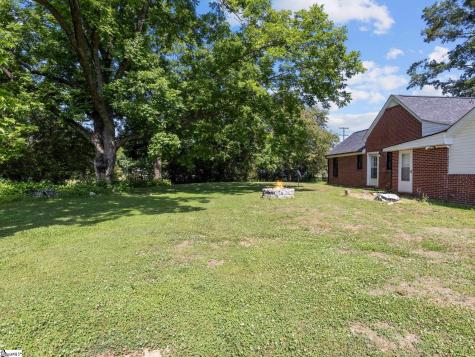 1125 Friendship Road Seneca SC 29678