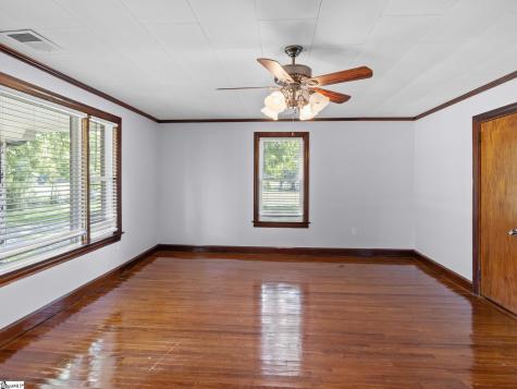 1125 Friendship Road Seneca SC 29678