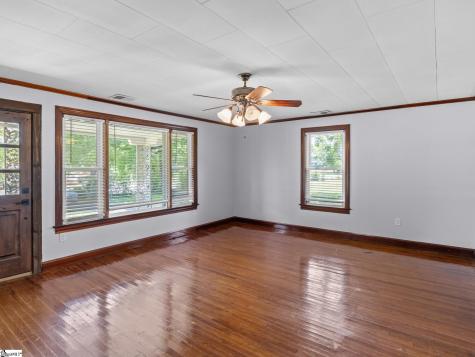 1125 Friendship Road Seneca SC 29678