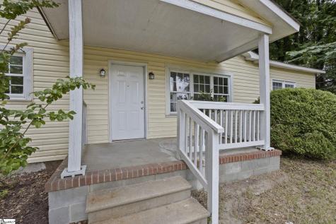 111 Lincoln Street Belton SC 29627