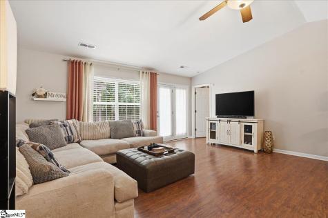 612 Westbury Way Simpsonville SC 29680