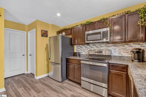 520 Millsgate Circle Boiling Springs SC 29316