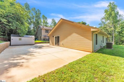 14047 E Camelia Lane Seneca SC 29678