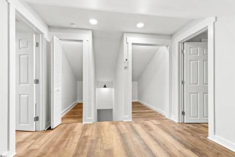 207 Zig Zag Road Cross Hill SC 29332