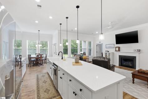 106 Gretta Trail Pendleton SC 29670