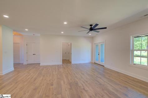 408 Edgewood Drive Belton SC 29627