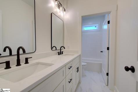 408 Edgewood Drive Belton SC 29627