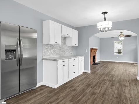 714 Holmes Street Gaffney SC 29341