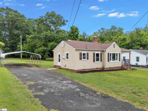 714 Holmes Street Gaffney SC 29341