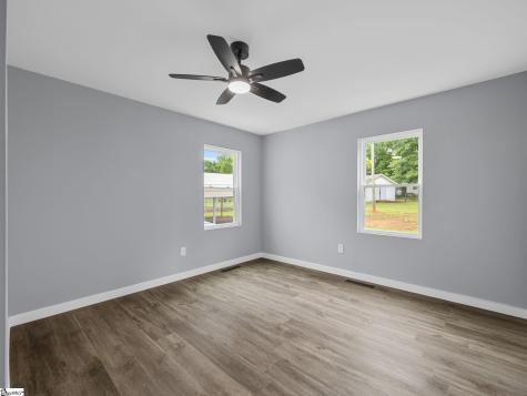 714 Holmes Street Gaffney SC 29341