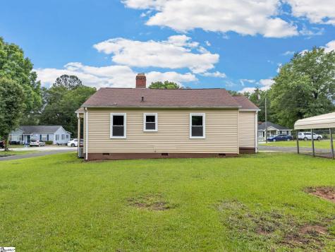 714 Holmes Street Gaffney SC 29341