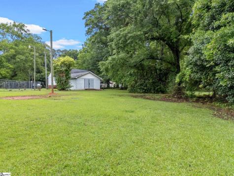 714 Holmes Street Gaffney SC 29341