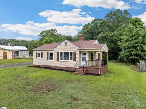 714 Holmes Street Gaffney SC 29341