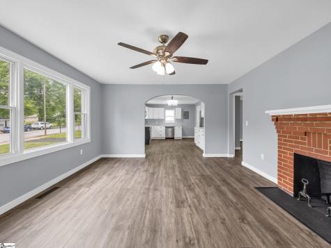 714 Holmes Street Gaffney SC 29341