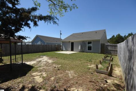 121 Colleton Lane Clinton SC 29325