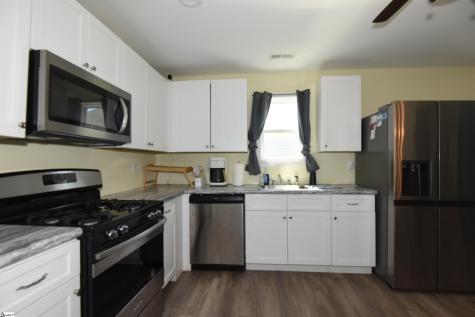 121 Colleton Lane Clinton SC 29325