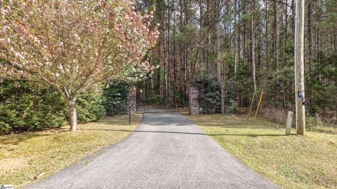 105 Greenville Church Road Donalds SC 29638