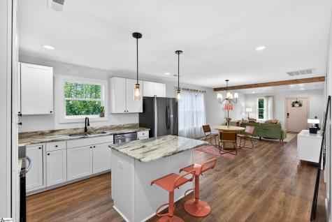 9 Mcdade Street Greenville SC 29611