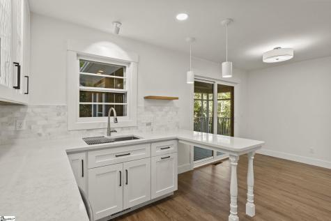 208 W Hillcrest Drive Greenville SC 29609