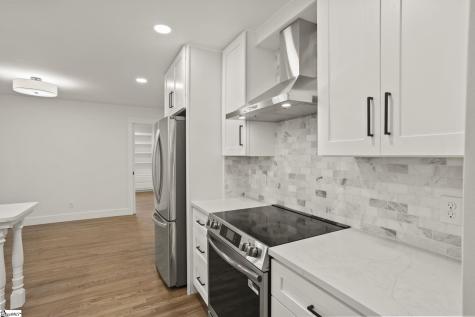 208 W Hillcrest Drive Greenville SC 29609