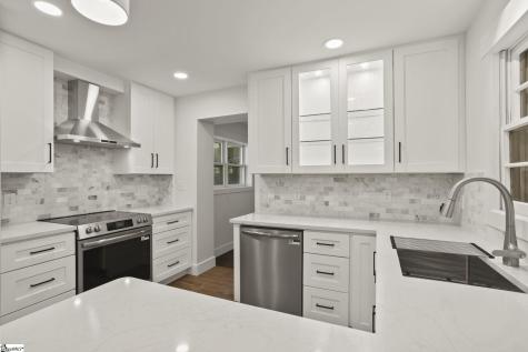 208 W Hillcrest Drive Greenville SC 29609