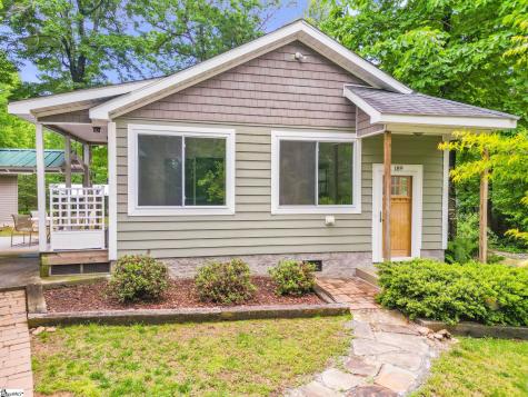 189 Friendly Circle Saluda NC 28773