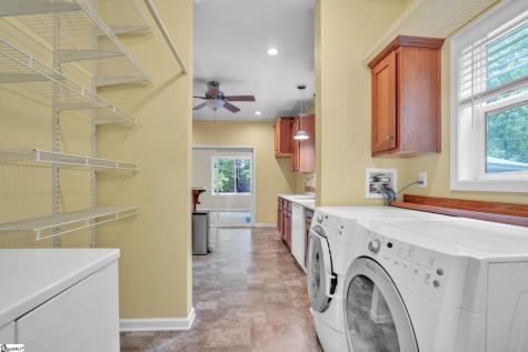 189 Friendly Circle Saluda NC 28773