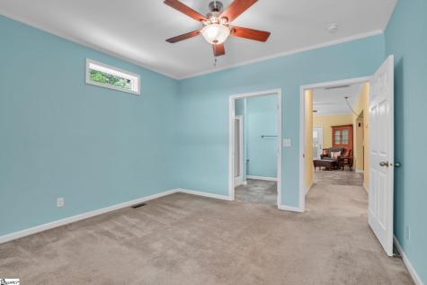 189 Friendly Circle Saluda NC 28773
