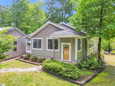 189 Friendly Circle Saluda NC 28773
