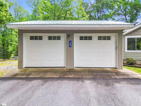 189 Friendly Circle Saluda NC 28773