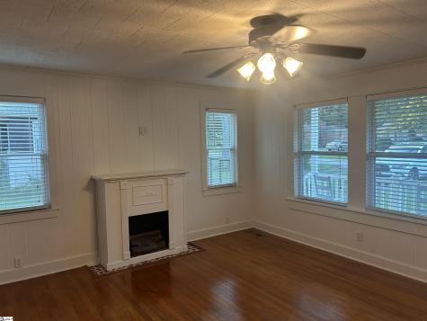204 Elm Street Clinton SC 29325