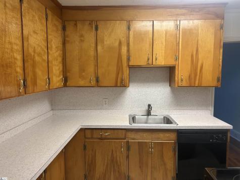 204 Elm Street Clinton SC 29325