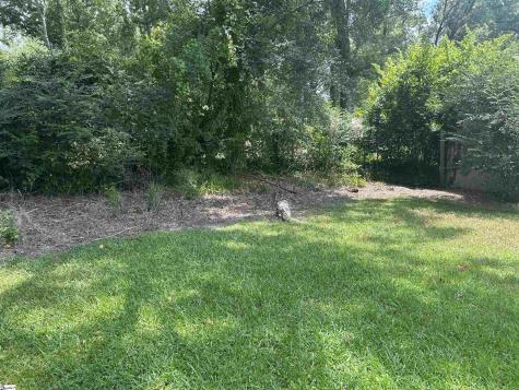 204 Elm Street Clinton SC 29325