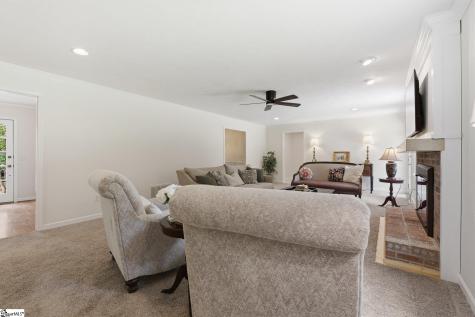 160 Carolina Way Simpsonville SC 29681