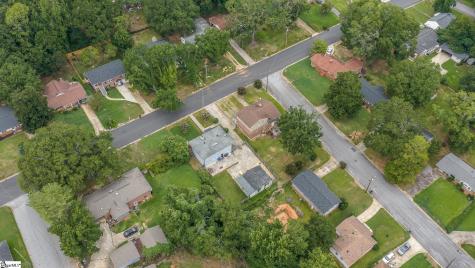213 Woodview Avenue Spartanburg SC 29306