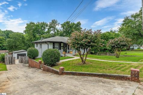 213 Woodview Avenue Spartanburg SC 29306