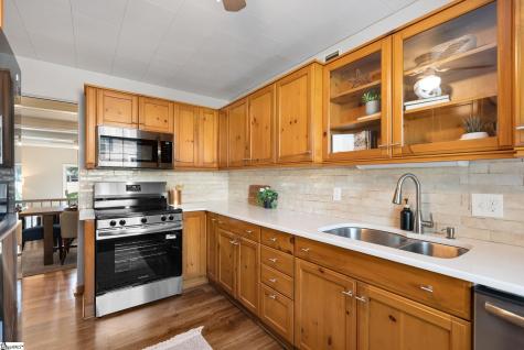 925 Cleveland Street Greenville SC 29601