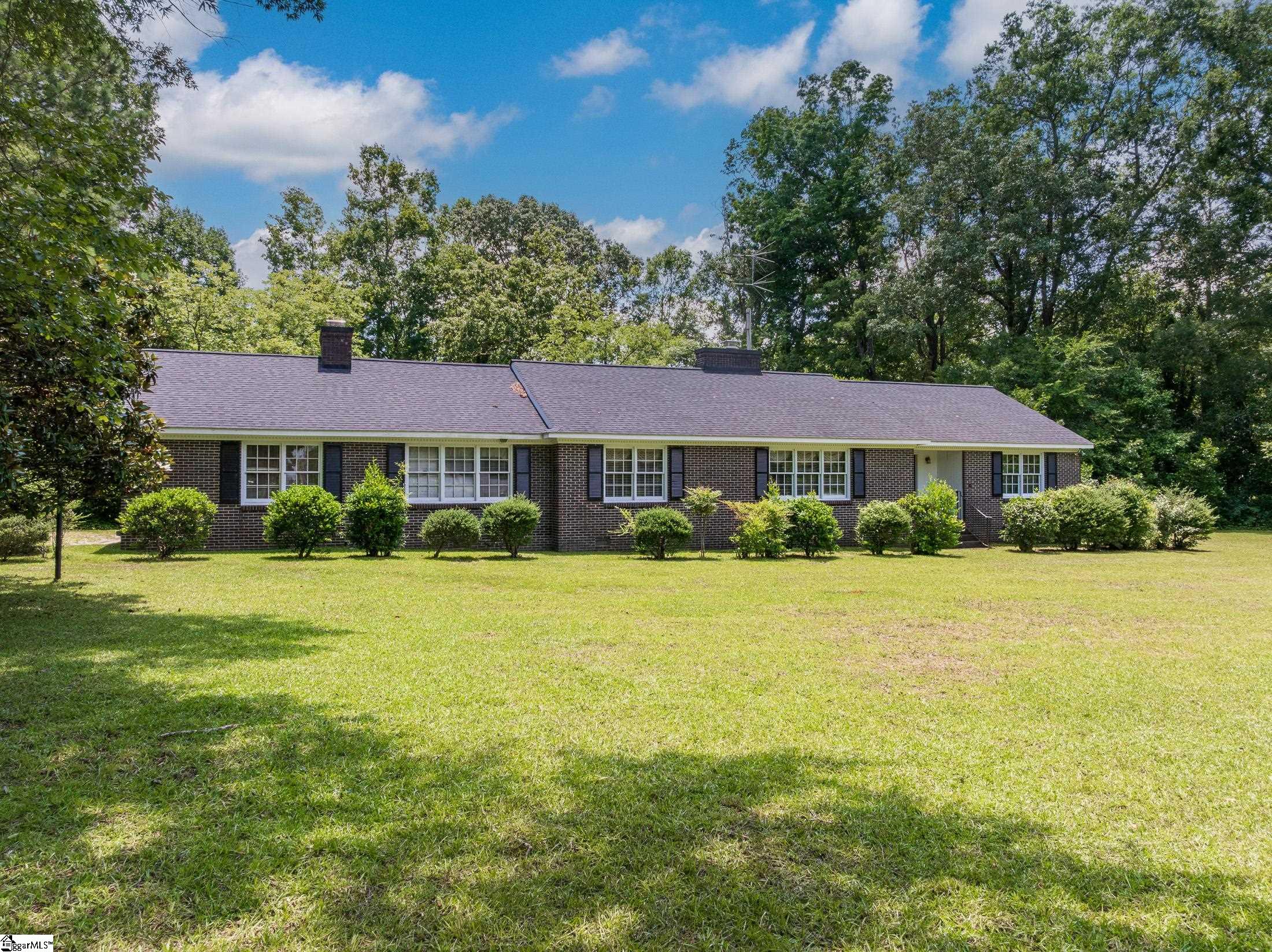 114 York Street Clinton SC 29325