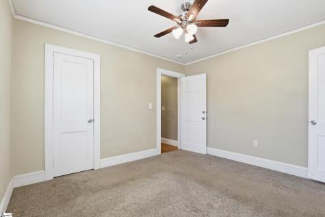 5 Lenore Avenue Greenville SC 29617