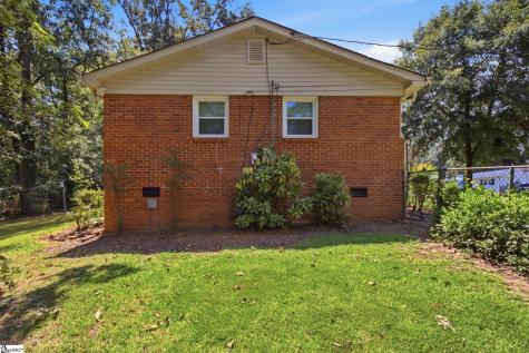 225 W Castle Drive Greenville SC 29605