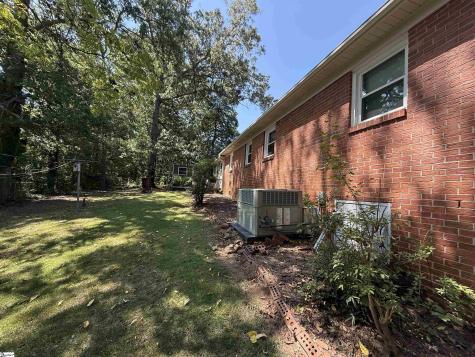 225 W Castle Drive Greenville SC 29605