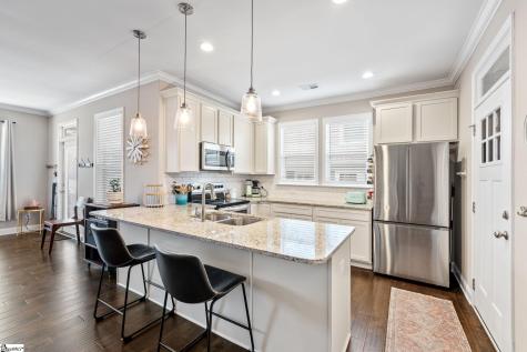 550 Twin Lake Road Greenville SC 29609