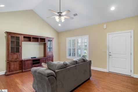 77 Hillsborough Drive Anderson SC 29621
