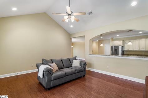 77 Hillsborough Drive Anderson SC 29621