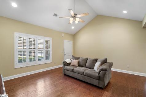 77 Hillsborough Drive Anderson SC 29621