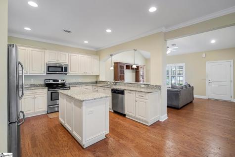77 Hillsborough Drive Anderson SC 29621