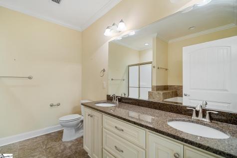 77 Hillsborough Drive Anderson SC 29621