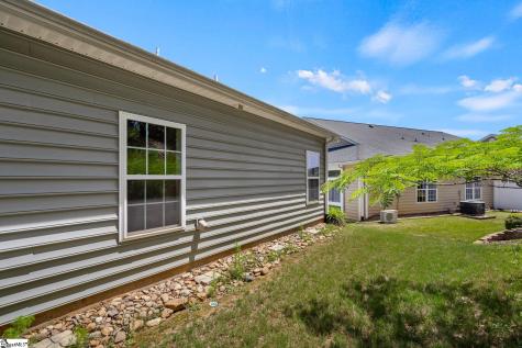 77 Hillsborough Drive Anderson SC 29621