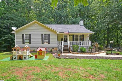 450 Waspnest Road Wellford SC 29385